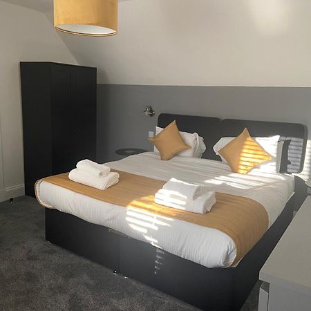 The Station Hotel Alness Bagian luar foto