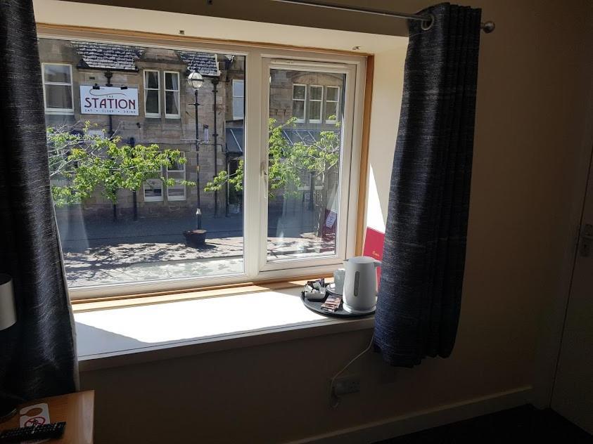 The Station Hotel Alness Bagian luar foto