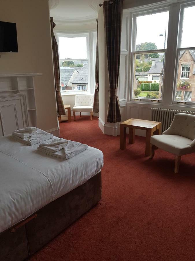 The Station Hotel Alness Bagian luar foto