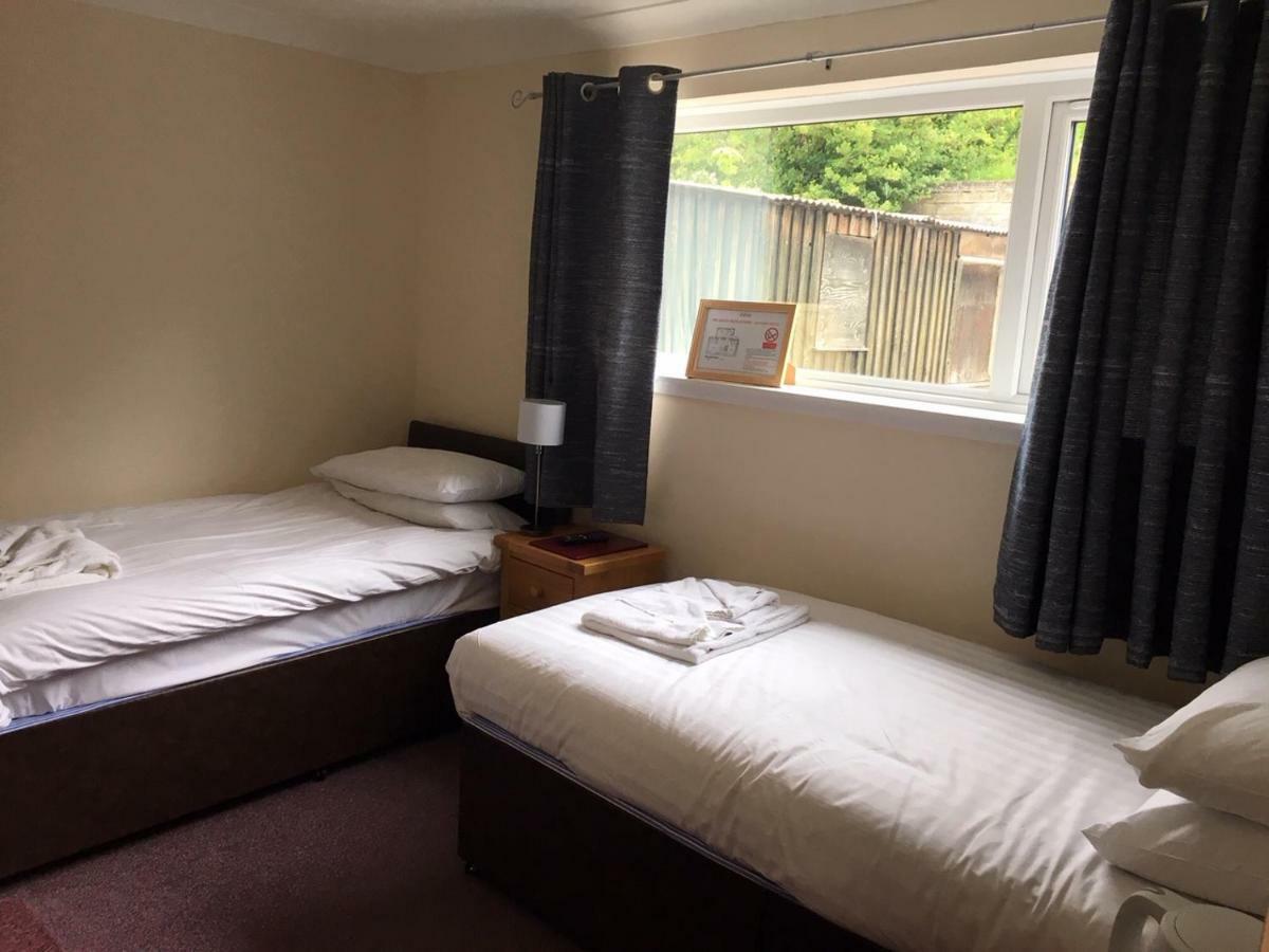 The Station Hotel Alness Bagian luar foto